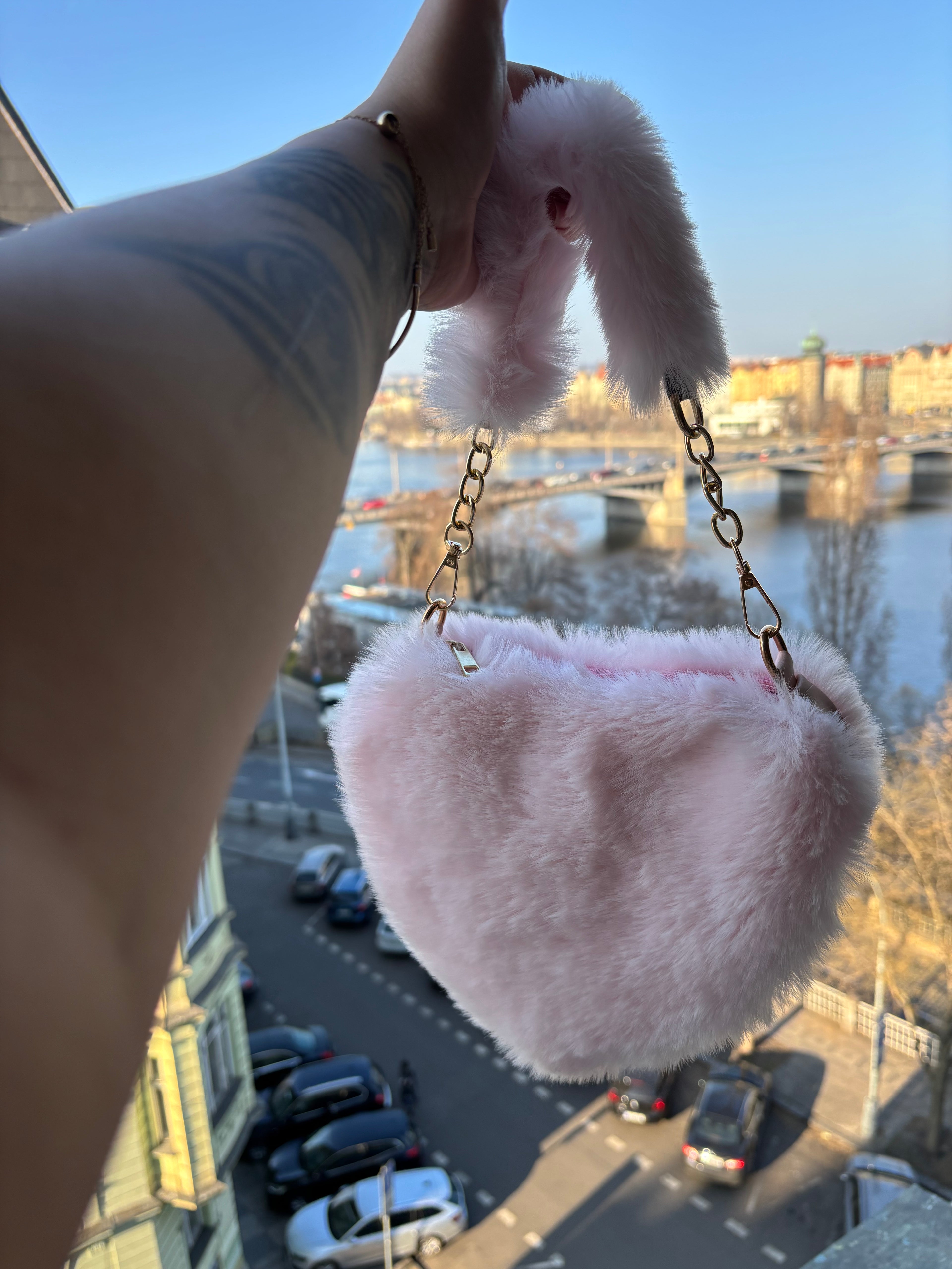 KOŽEŠINOVÁ KABELKA