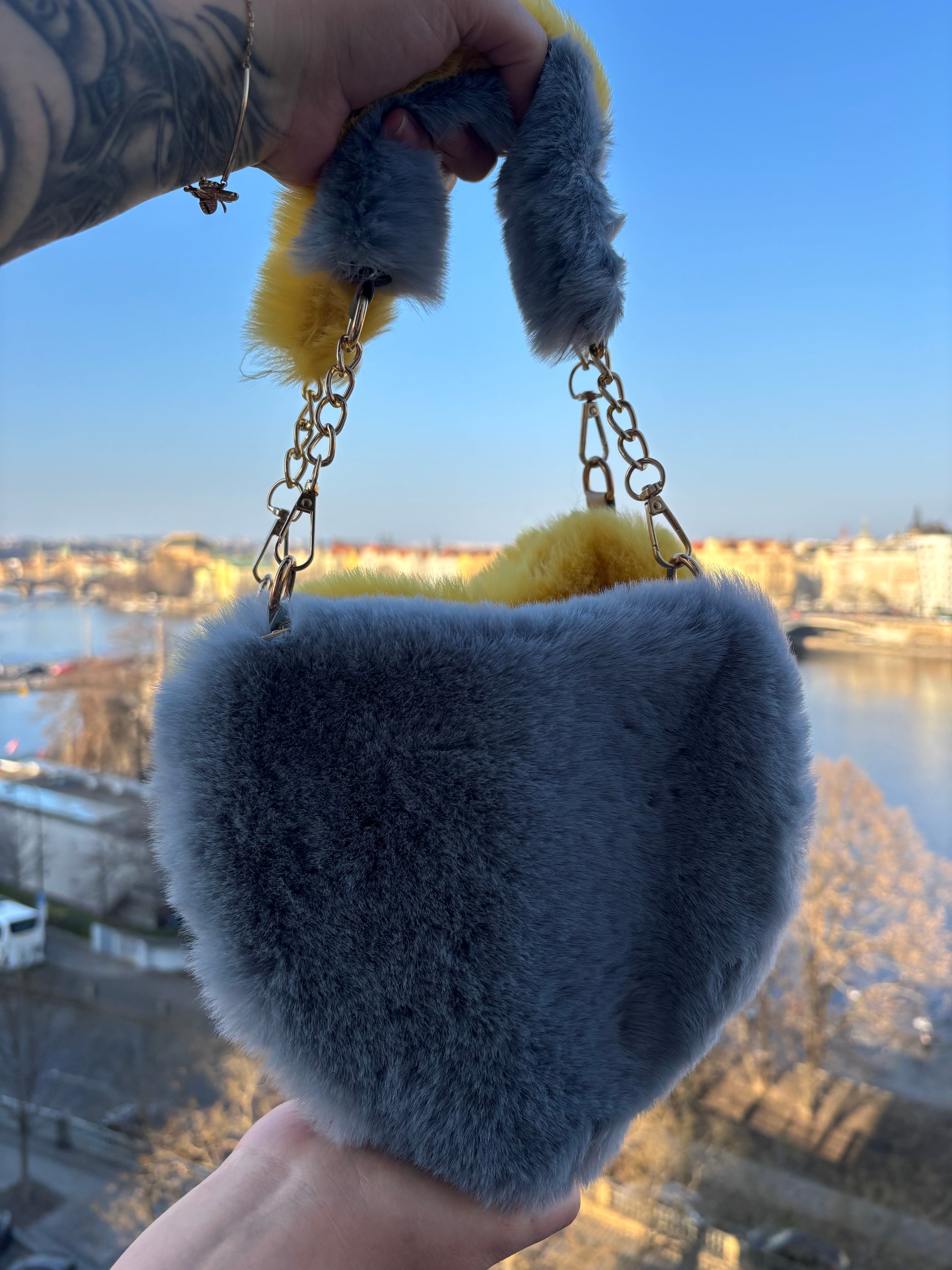 KOŽEŠINOVÁ KABELKA