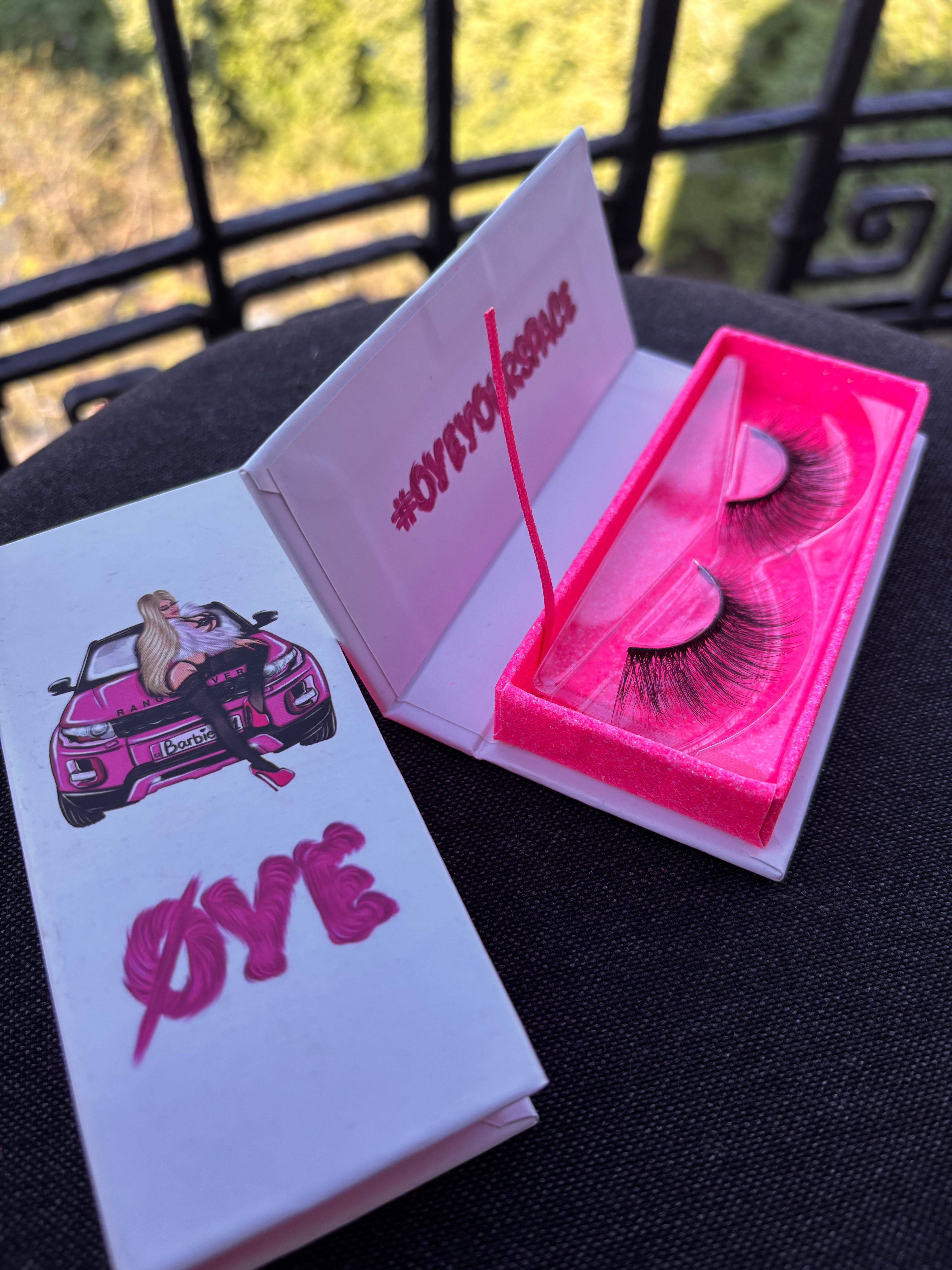 ŘASY EMILY IN PARIS