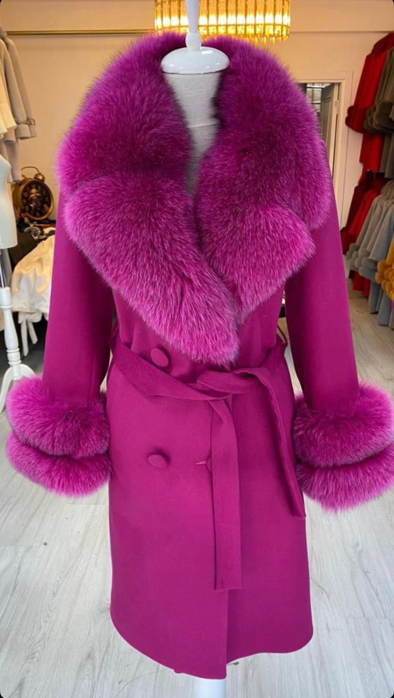 Kabát s kožešinou